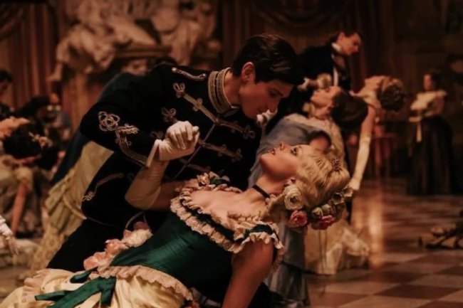 ГАДКАЯ СЕСТРА